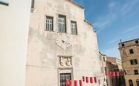 Piazza Ginnasio Affittacamere
